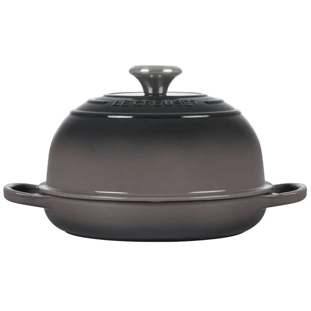 Le Creuset 9.5″ (1.75 qt.) Signature Bread Oven - Bread & Loaf Pans