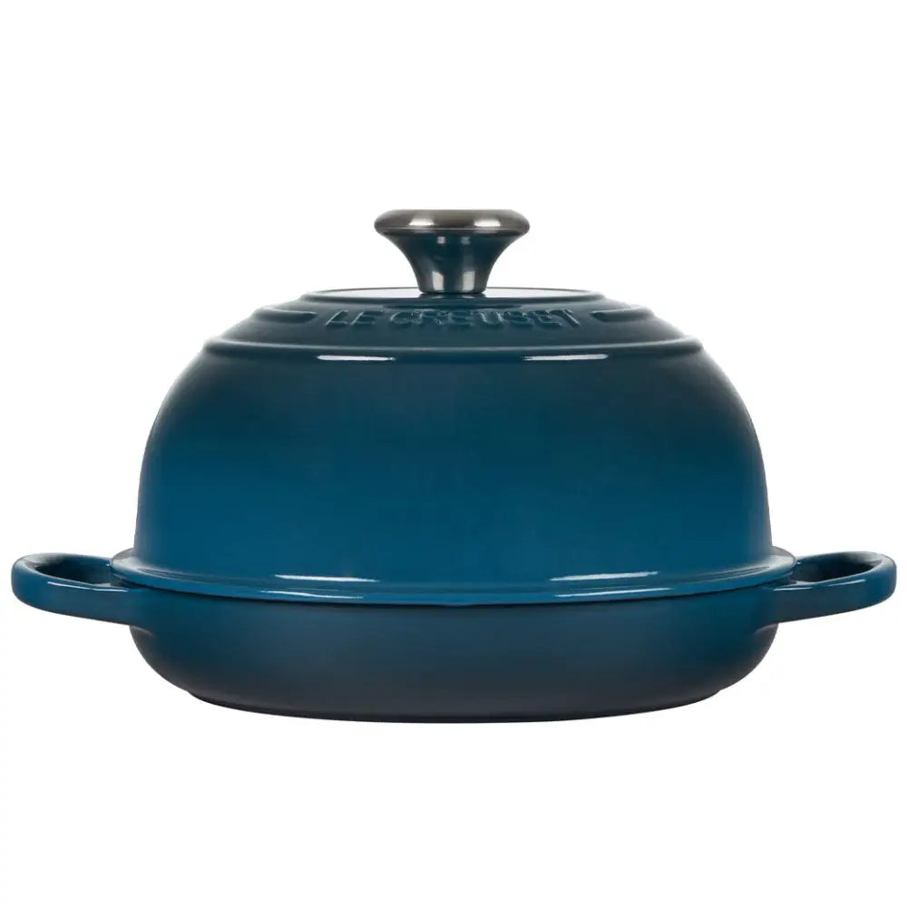 Le Creuset 9.5″ (1.75 qt.) Signature Bread Oven - Bread & Loaf Pans