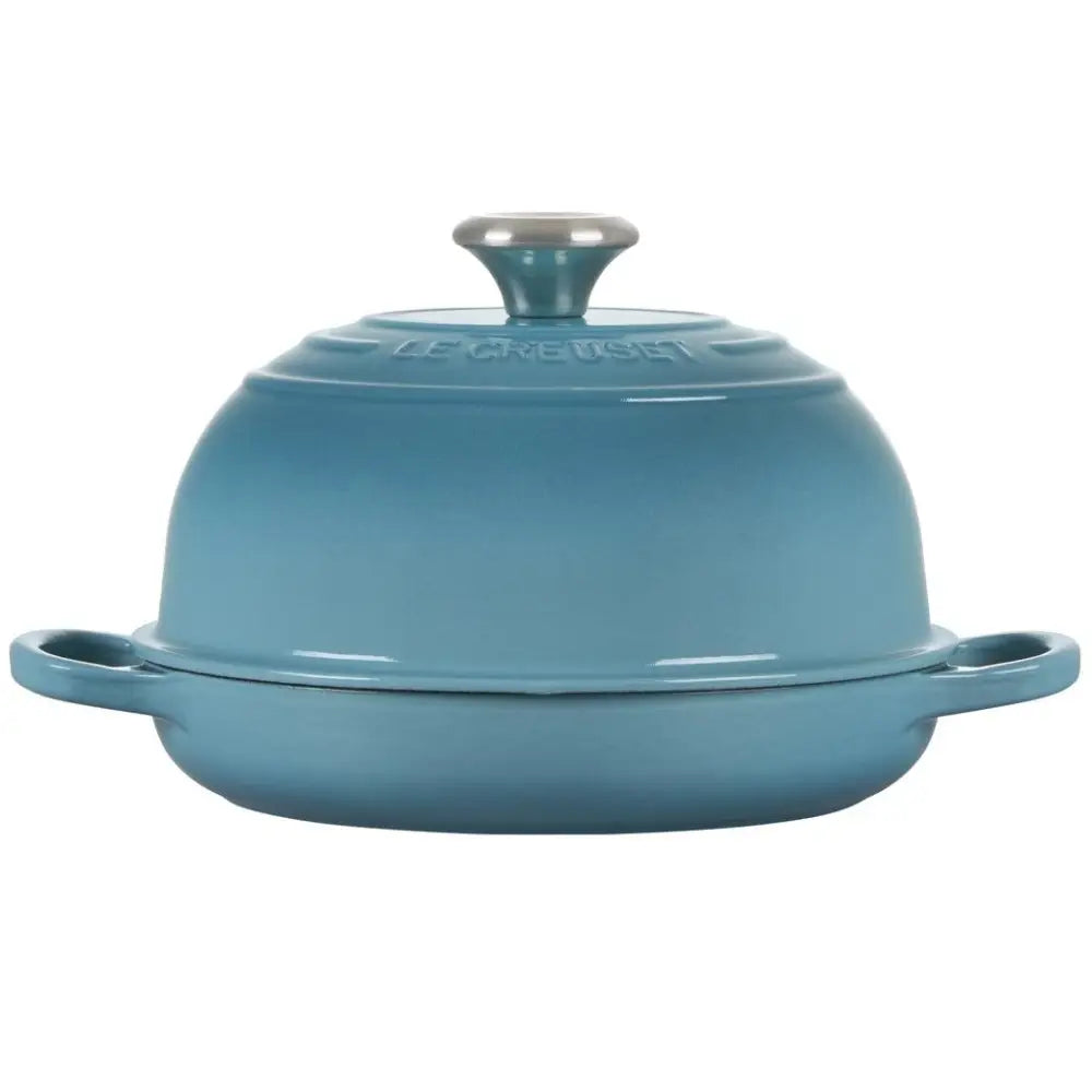 Le Creuset 9.5″ (1.75 qt.) Signature Bread Oven - Bread & Loaf Pans