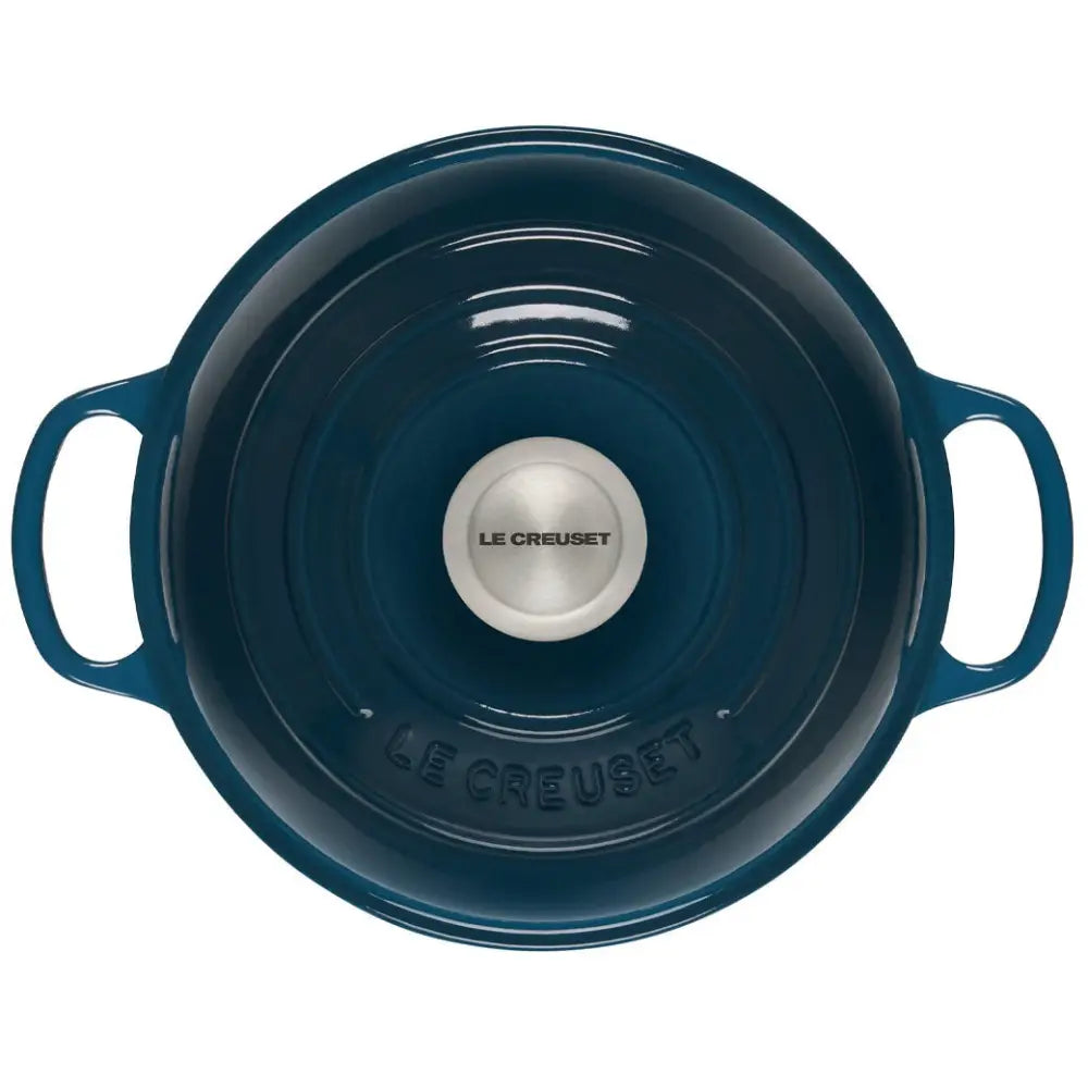 Le Creuset 9.5″ (1.75 qt.) Signature Bread Oven - Bread & Loaf Pans