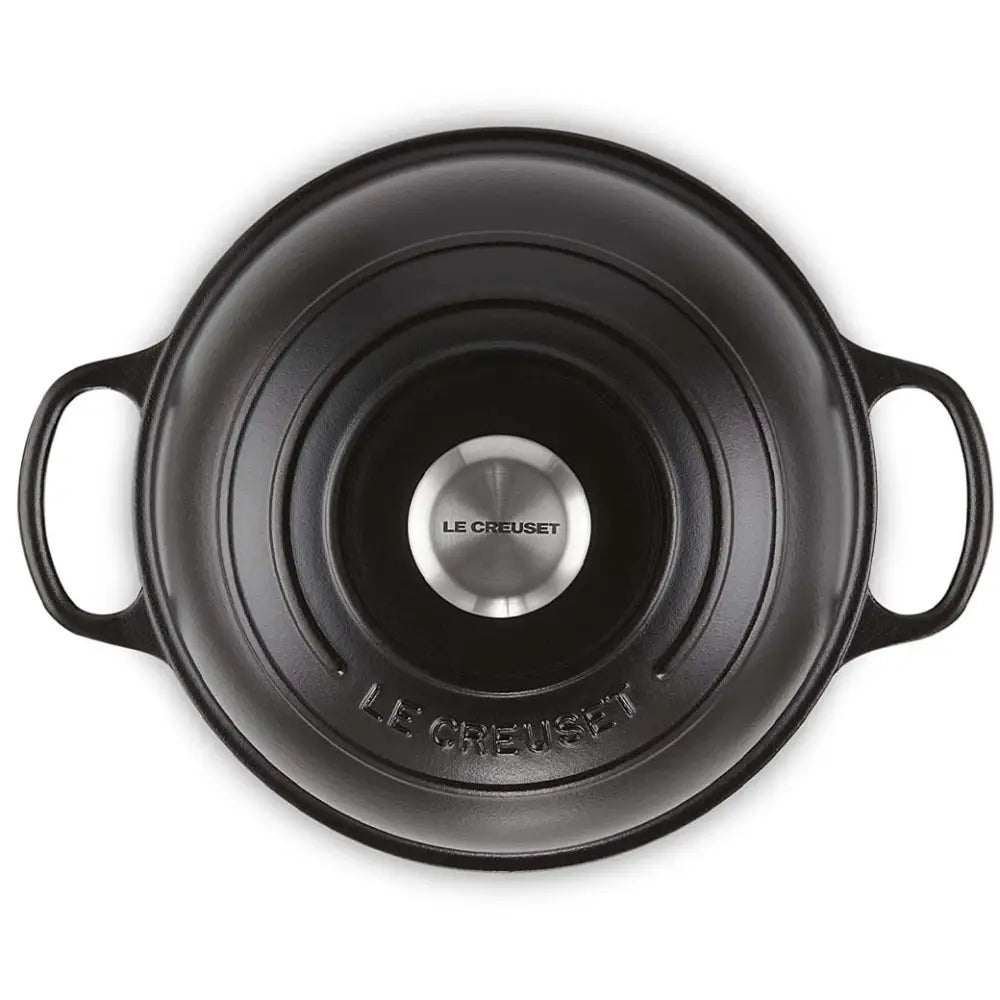 Le Creuset 9.5″ (1.75 qt.) Signature Bread Oven - Bread & Loaf Pans