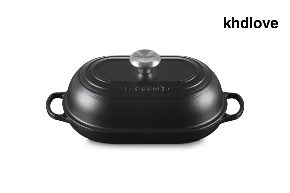 Le Creuset Enameled Cast Iron Signature Oval Bread Oven 11.5 inch - Licorice