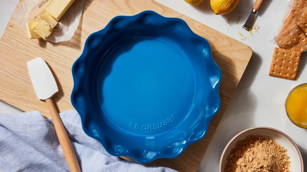 Le Creuset Stoneware Set of 2 9’’ Heritage Fluted Pie and 9’’ Fluted Loaf Dish
